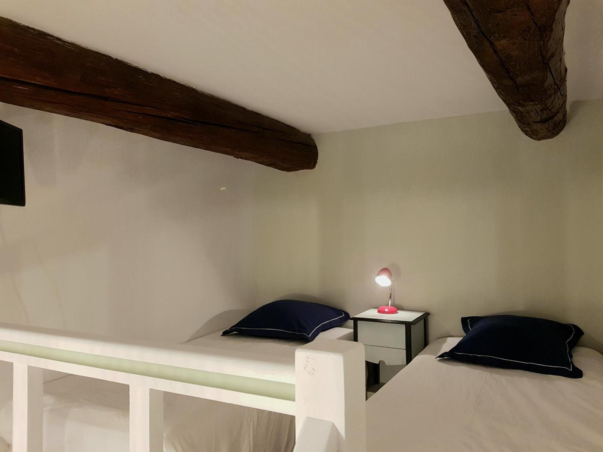 אקס-אן-פרובאנס Bed And Breakfast Jardin De Marie חדר תמונה